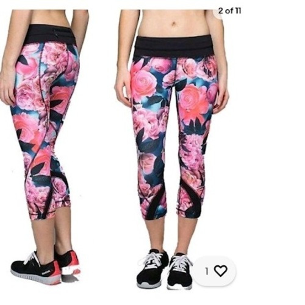 Lululemon Run Inspire Crop Secret Garden Floral Leggings Athletic Size 4‎